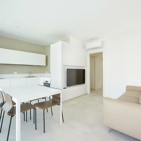 Palms * ليدو دي يسولو